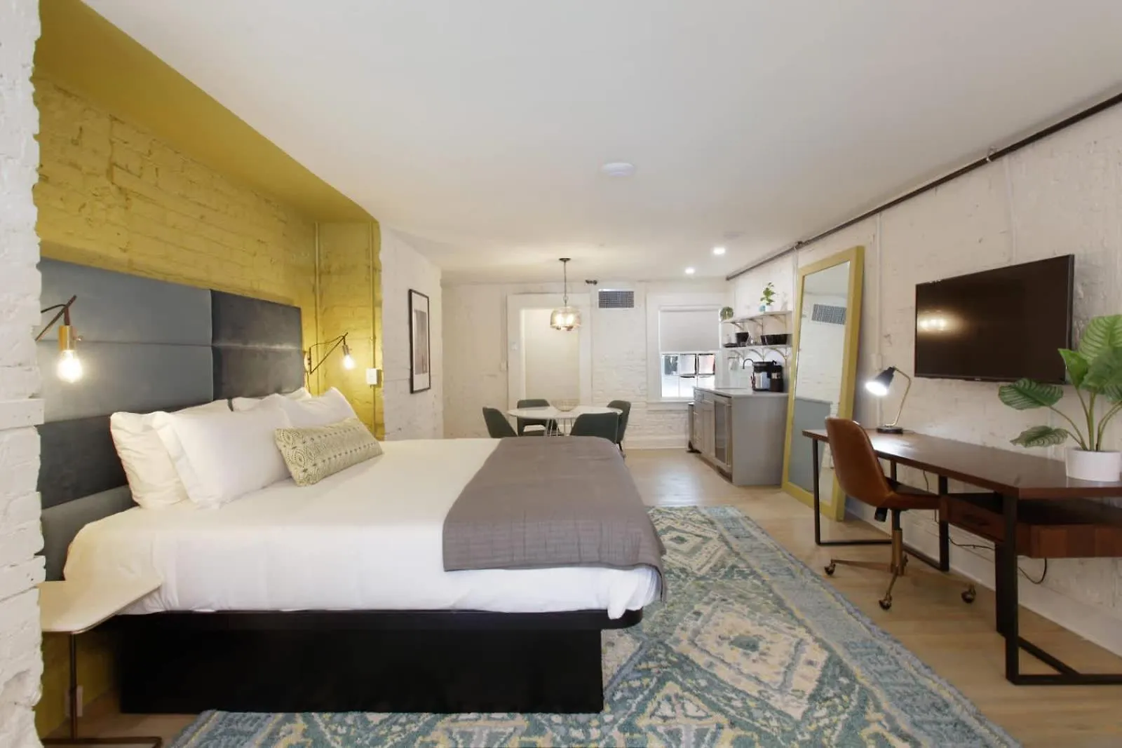 Hébergement de vacances Stunning With Kitchenette 1st Floor *