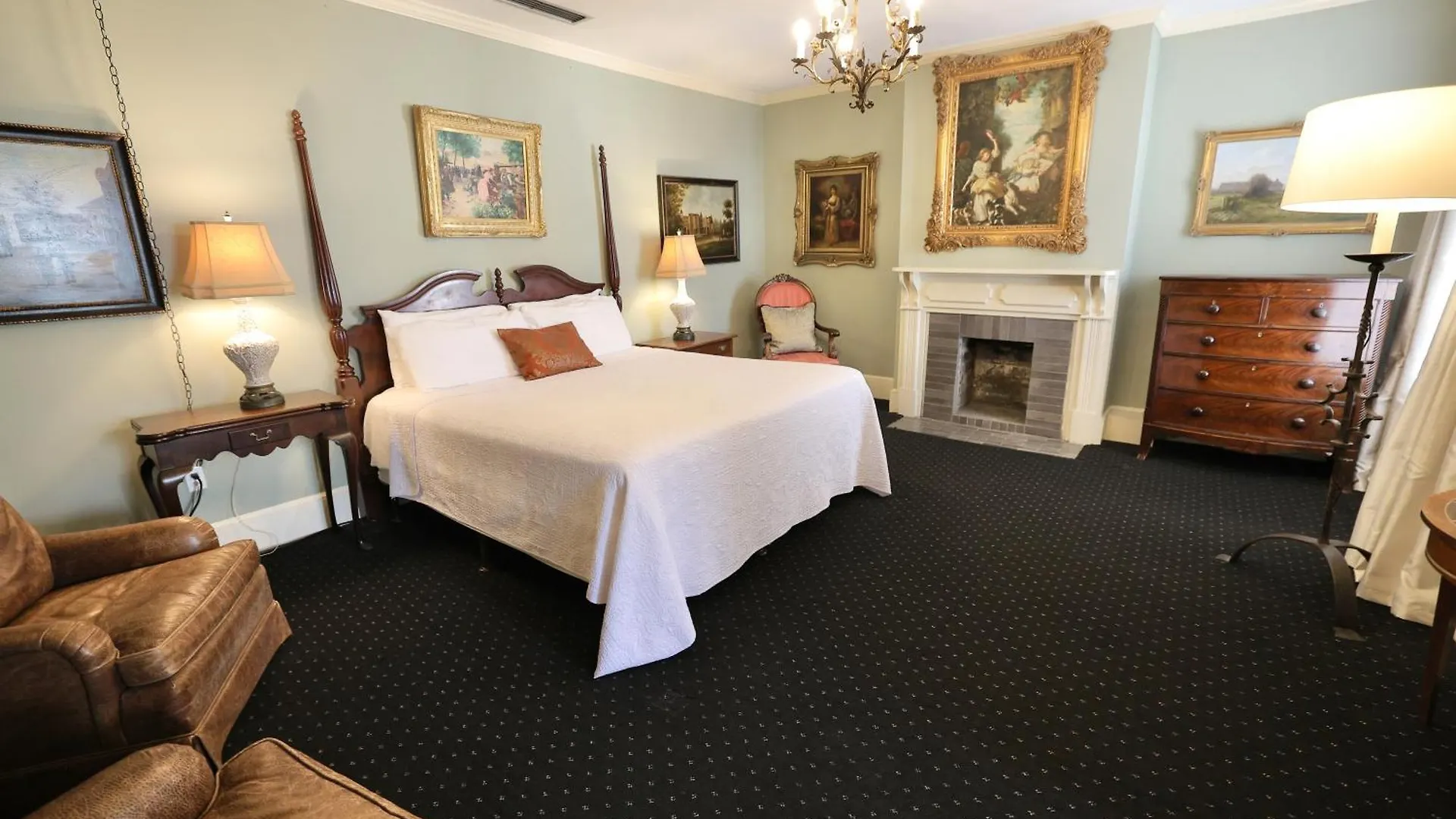 Bed & Breakfast Foley House Savannah