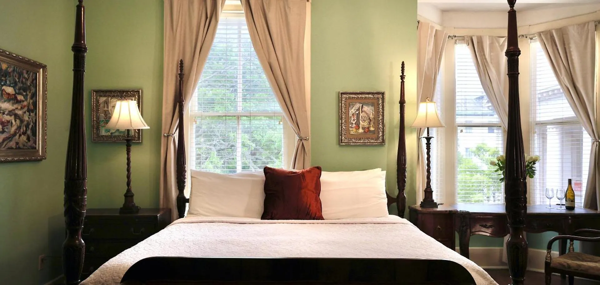 Bed & Breakfast Foley House Savannah