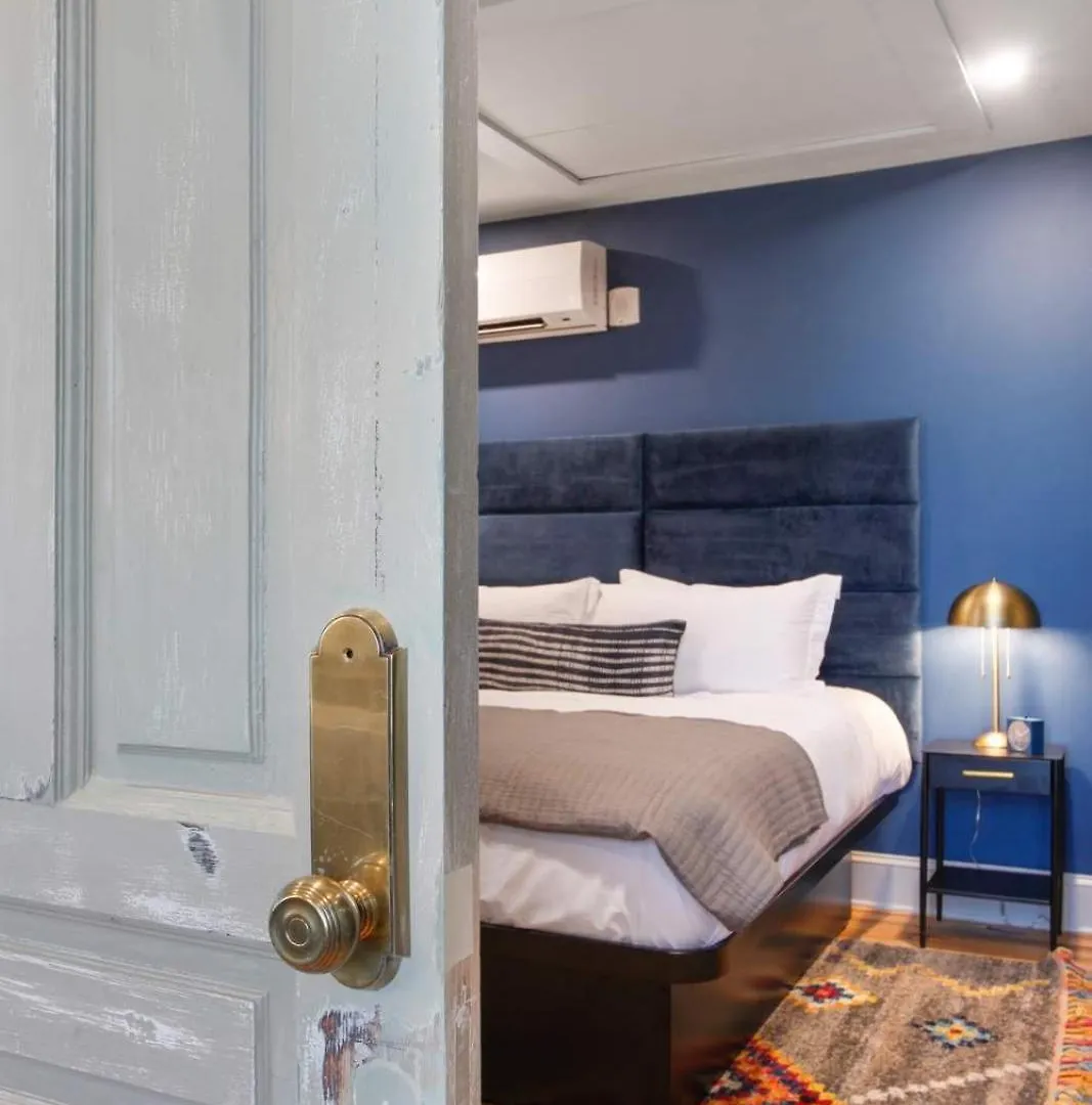 King 4th Floor Downtown Boutique Casa vacanze *