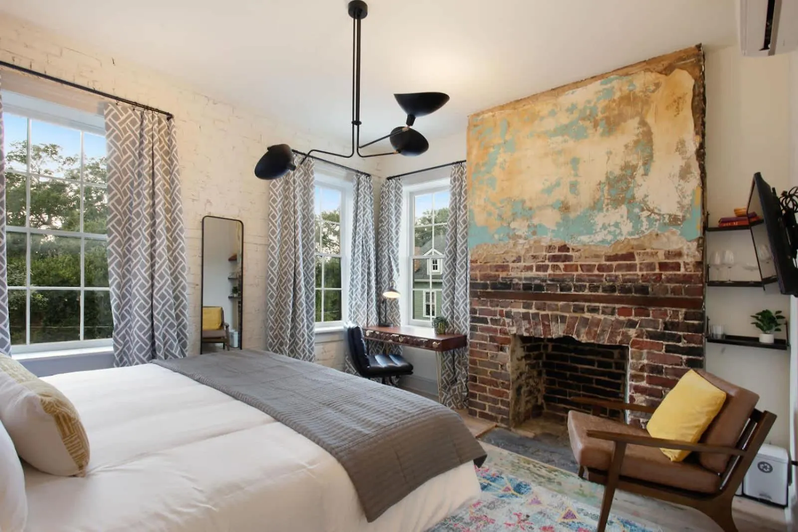 King Downtown 3rd Floor * Savannah