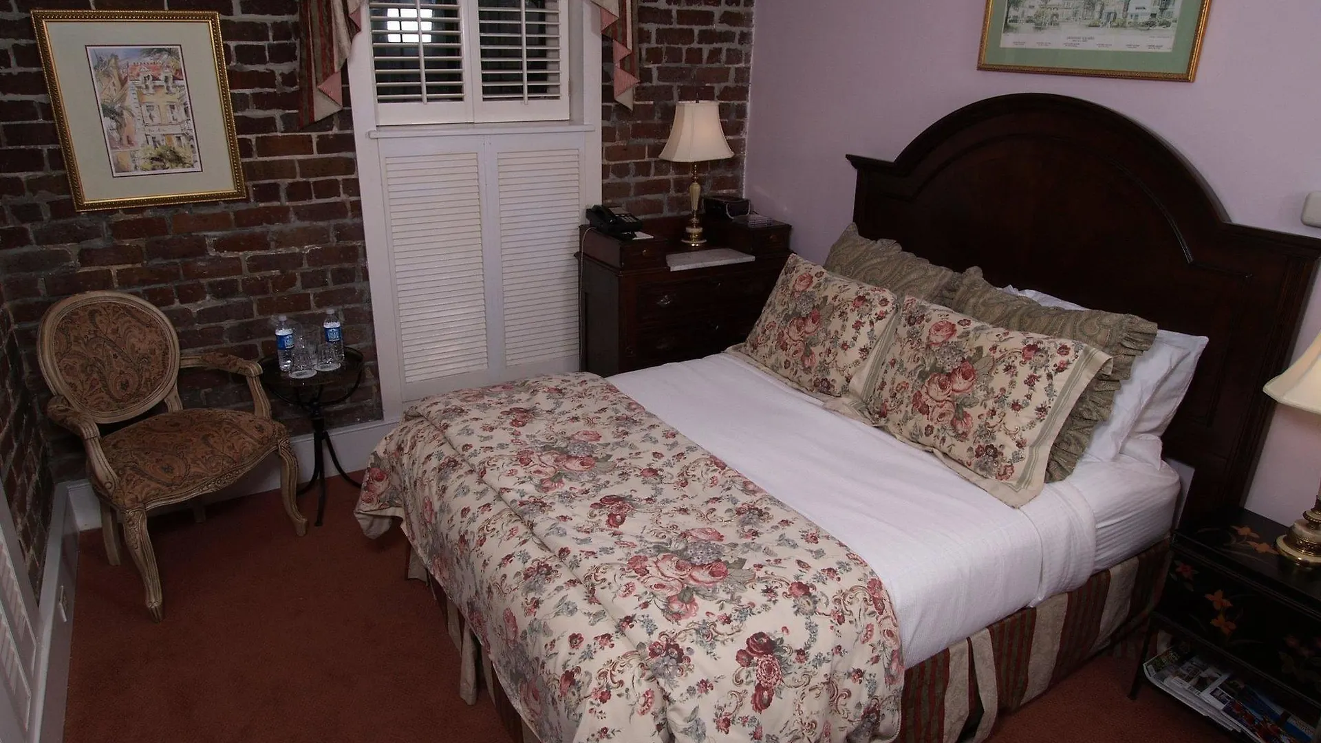 Inn Hamilton Turner