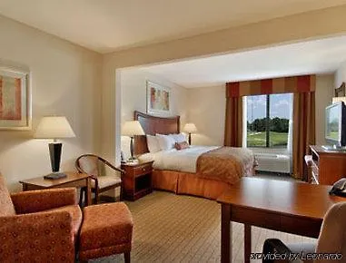 Wingate By Wyndham Pooler
