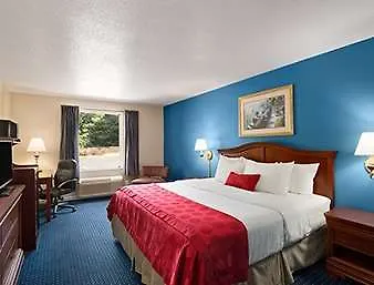 Hotel Cottonwood Savannah & Conference Center 3*