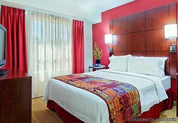 Midtown Hotel 3*
