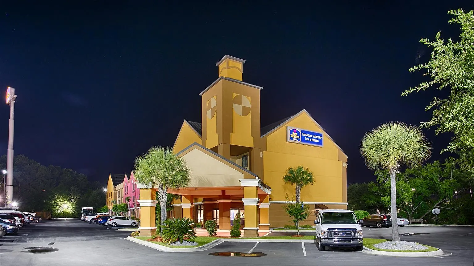 Western Savannah Airport Inn&suites