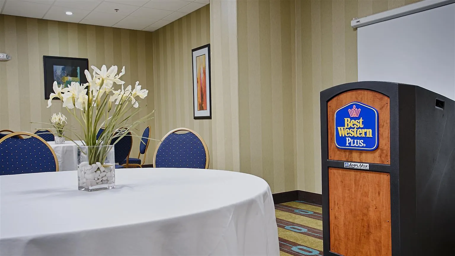 Hotel Western Savannah Airport Inn&suites 3*