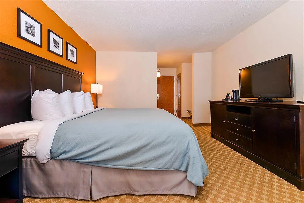 Country & By Radisson, Savannah Gateway, Ga 3*
