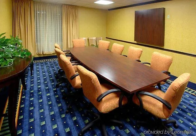 Country & By Radisson, Southside 3*