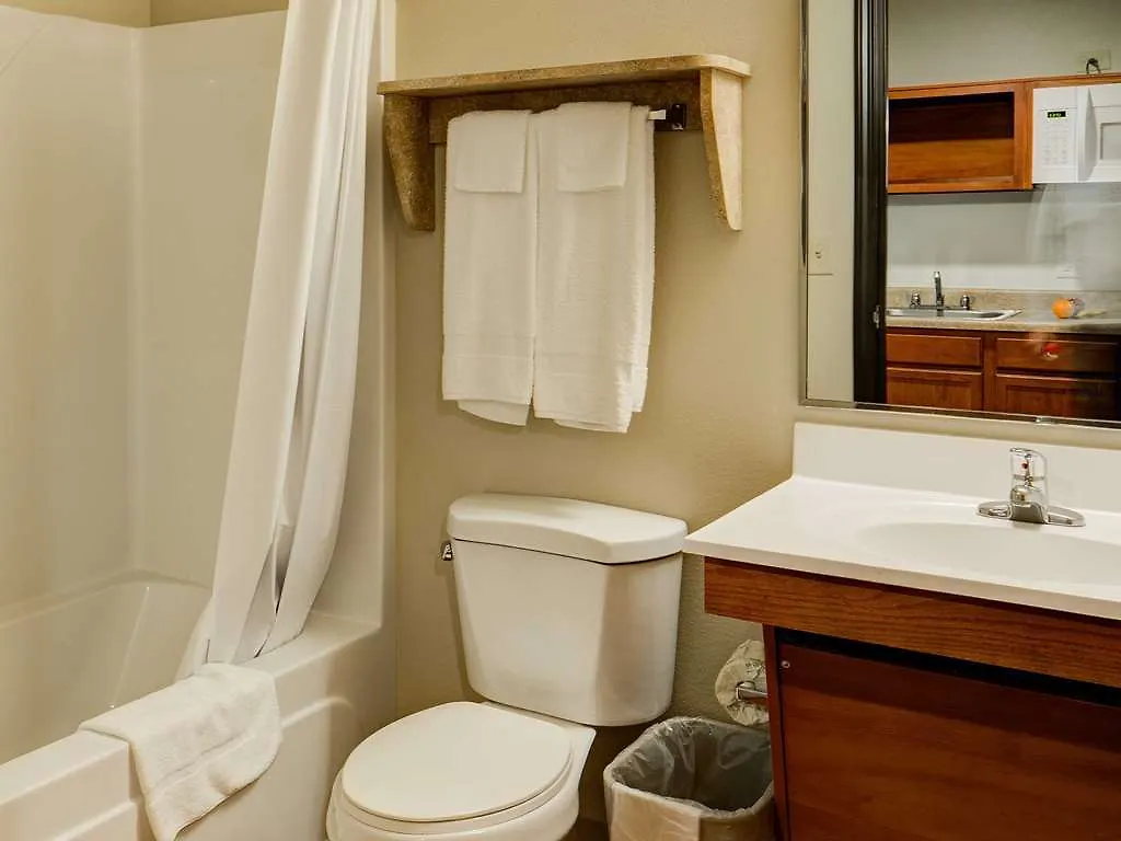 Hotel Woodspring Savannah Garden 2*