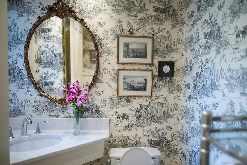 Catherine Ward House Bed & Breakfast Savannah