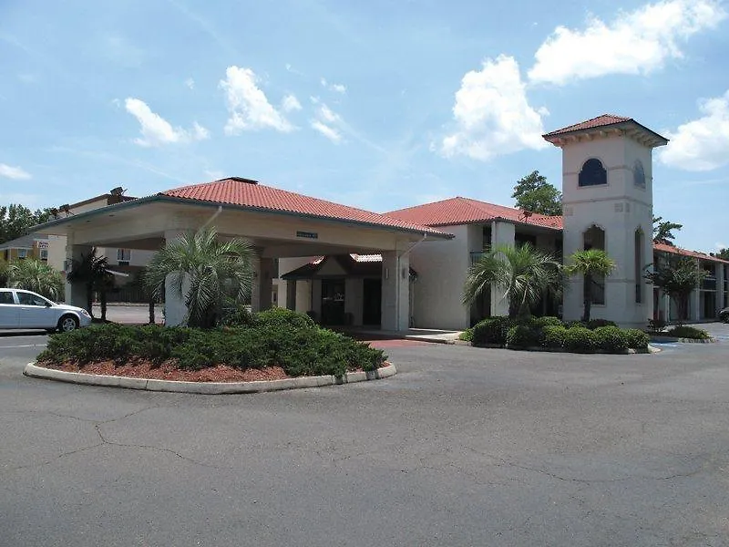 Lodge Super 8 By Wyndham