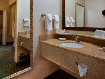 Springhill Airport Hotel