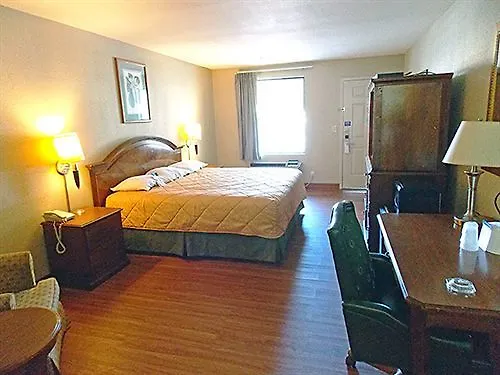 Hotel 6-pooler, Ga - Savannah Airport 2*