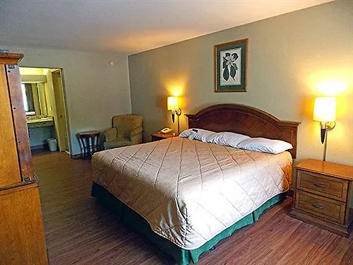 6-pooler, Ga - Savannah Airport 2*