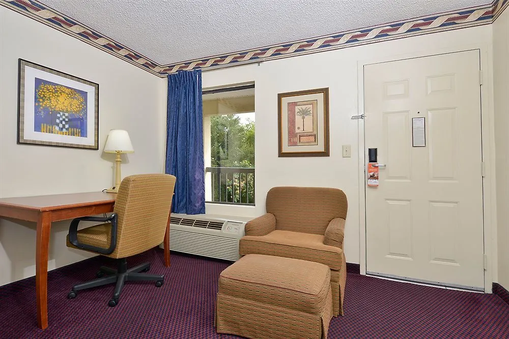 Howard Johnson By Wyndham Savannah Ga 2* Джорджтаун