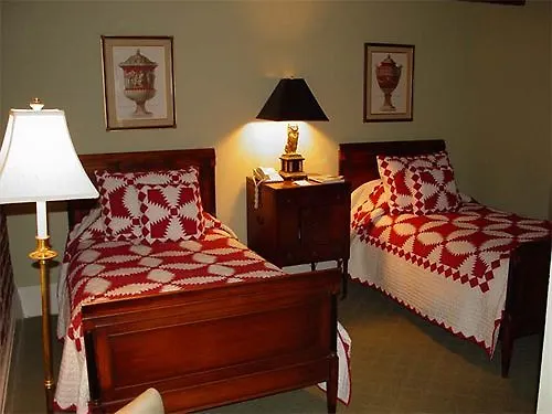 The Stephen Williams House 3*