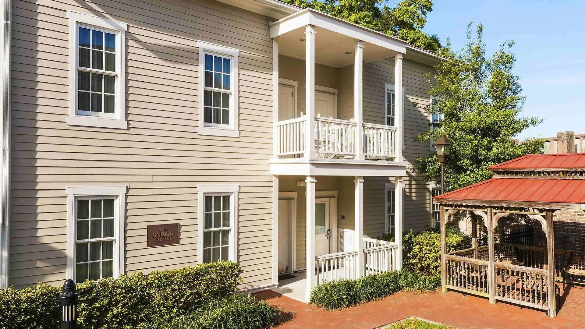 Downtown Historic District Hotel 3*