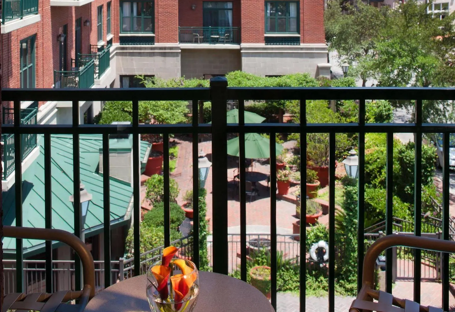 Courtyard By Marriott Downtown - Historic District 3* Savannah