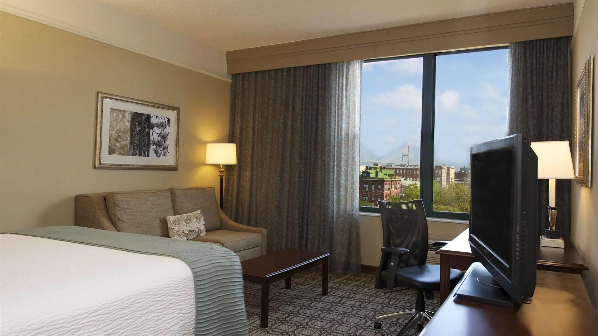 Hotel Courtyard By Marriott Downtown - Historic District 3*
