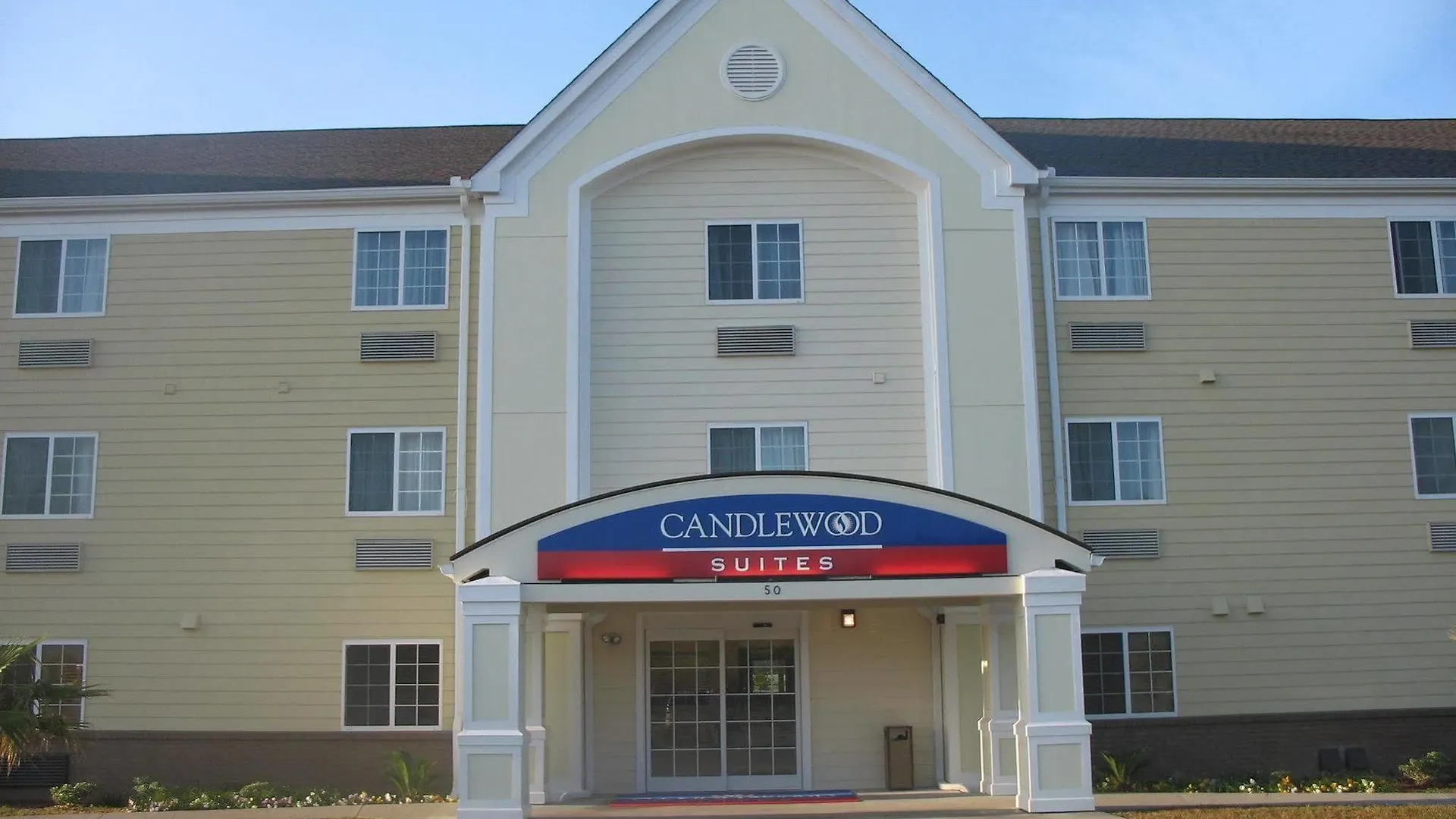 Candlewood Airport By Ihg 3* Savannah