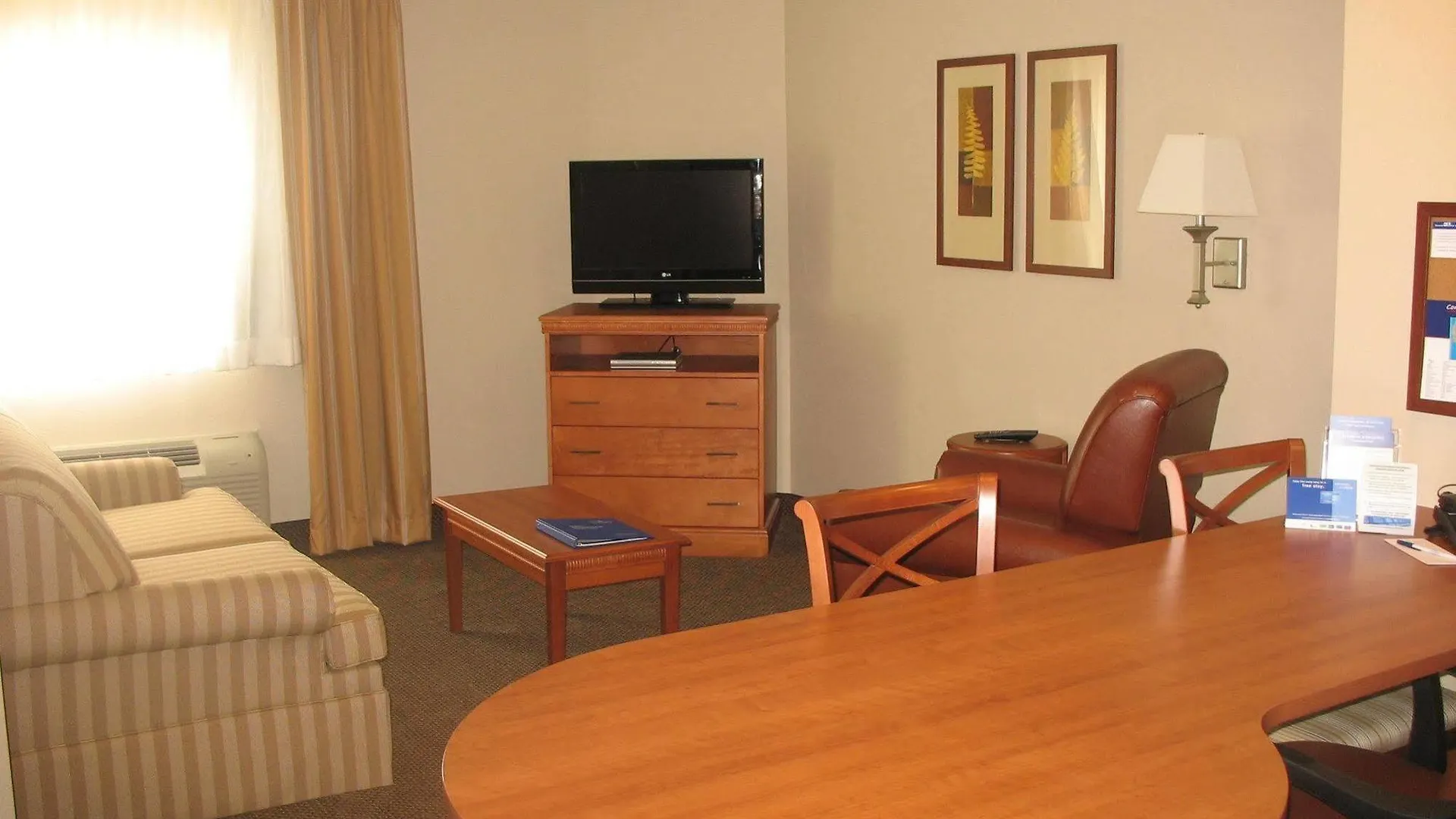 Candlewood Airport By Ihg Hotel Savannah