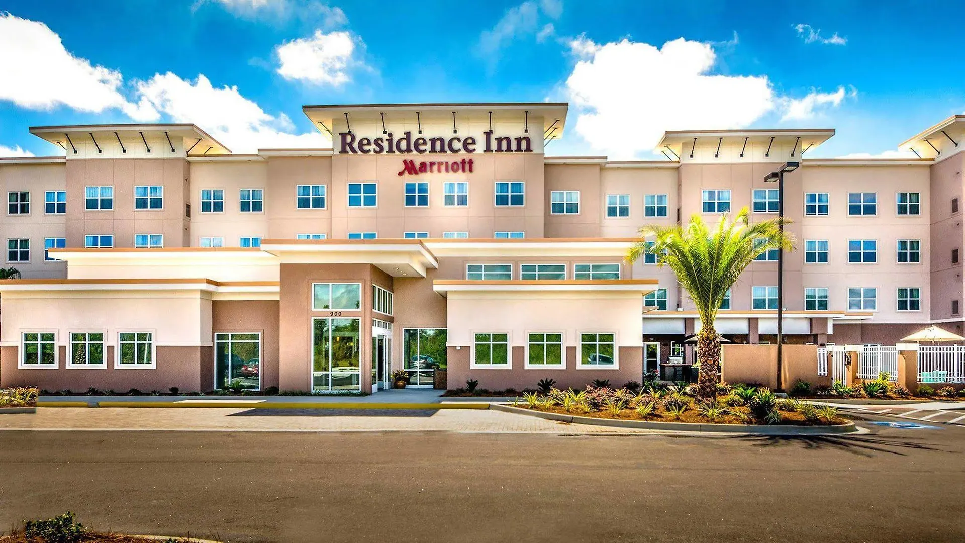 By Marriott Airport Savannah