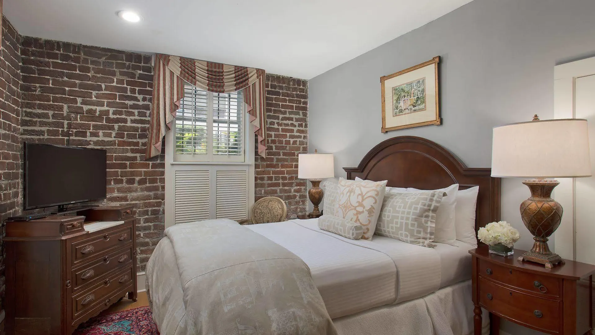 Inn Hamilton Turner 4*