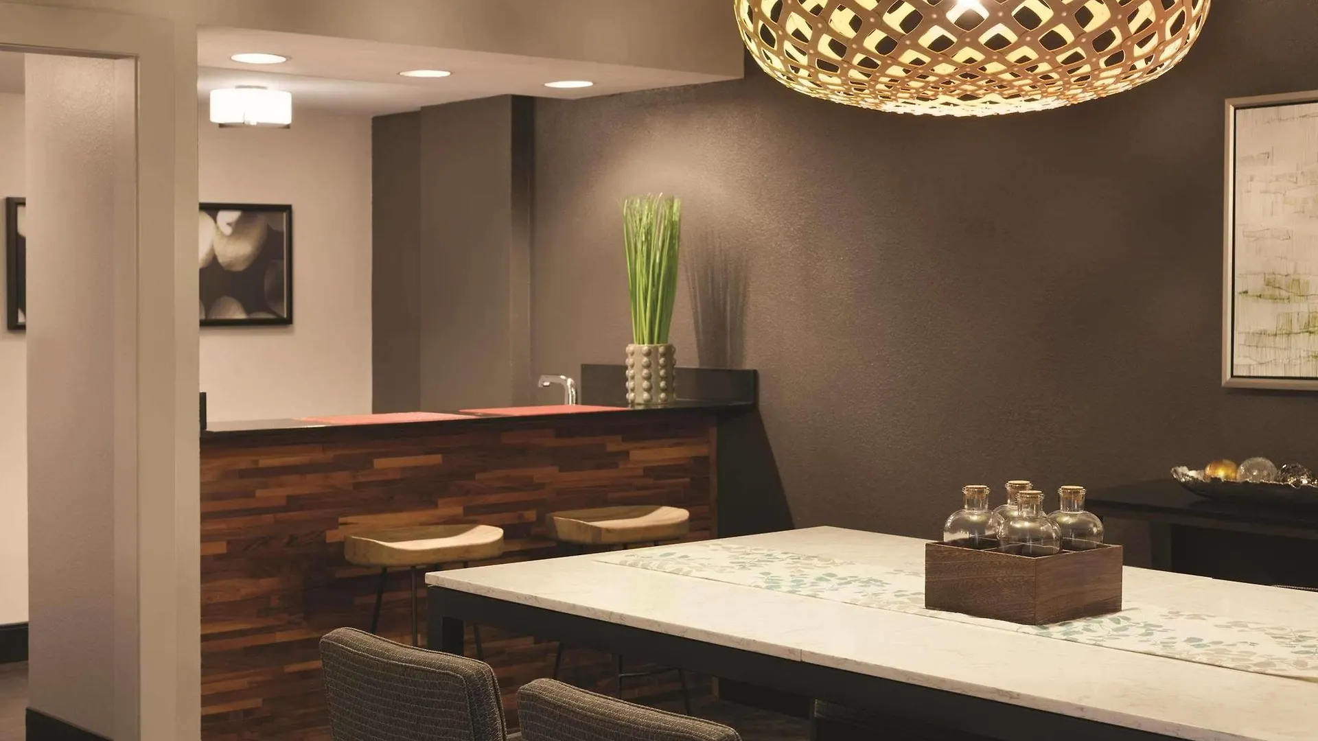 Hyatt Regency Hotel 4*