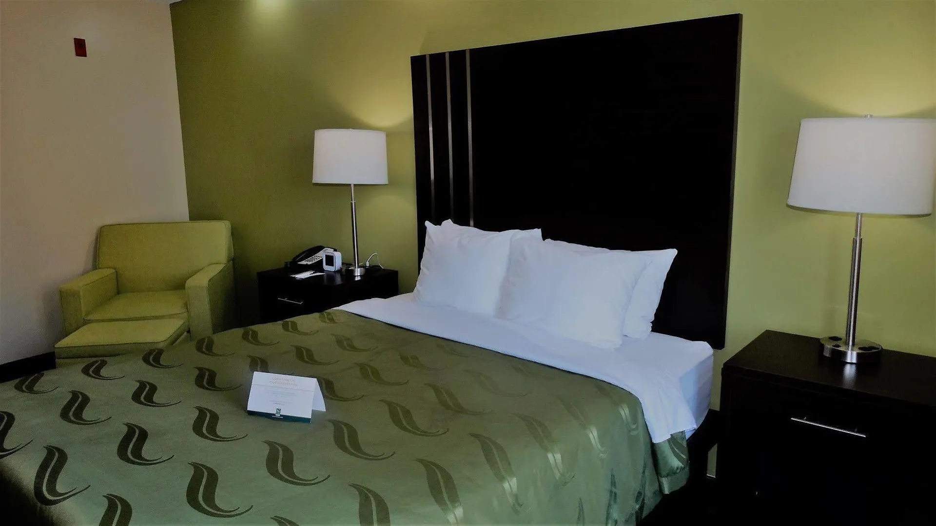Hotel Quality - Savannah I-95 Pooler