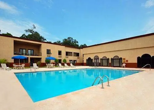 Cottonwood Savannah & Conference Center 3*