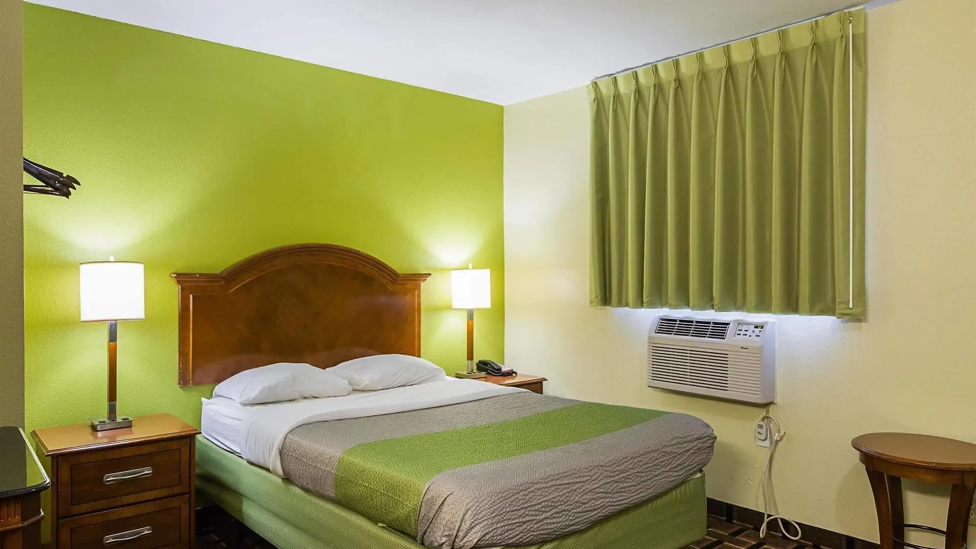 Garden Hotell Savannah