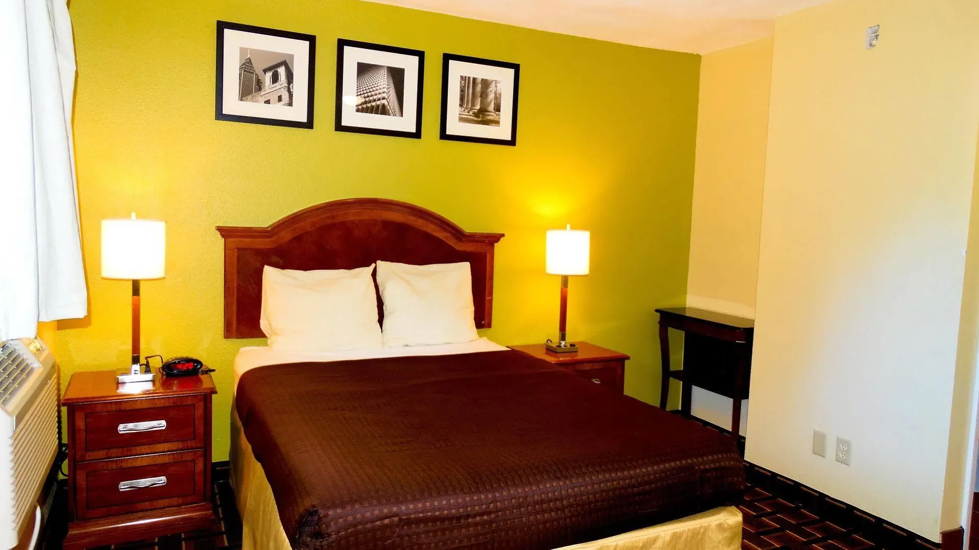 Hotell Garden Savannah