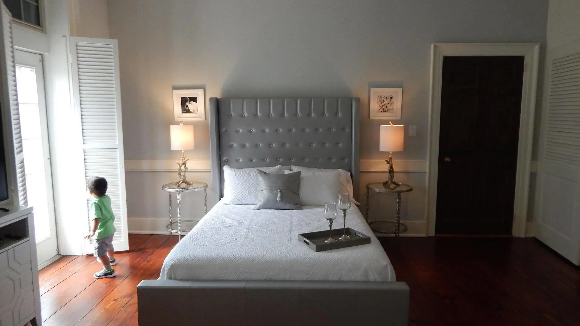 Apartament The Dulinn On York Savannah