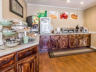 Quality - Savannah I-95 Hotel 3*