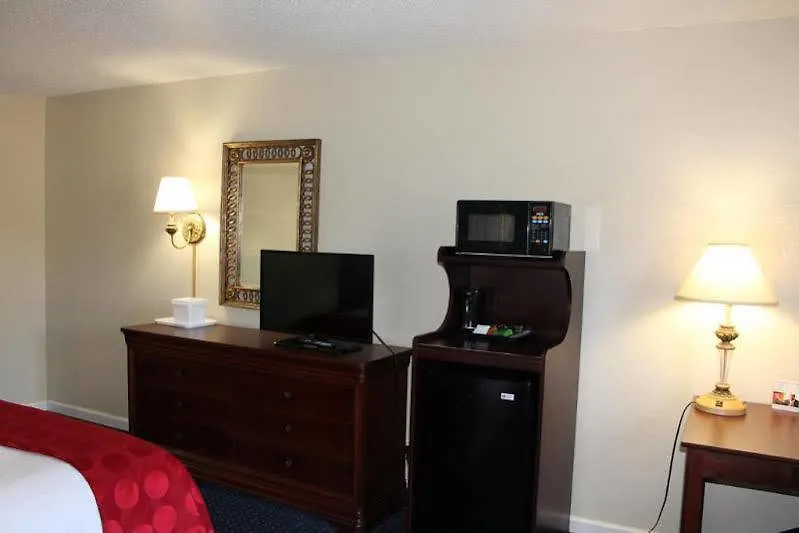 Cottonwood Savannah & Conference Center 3*