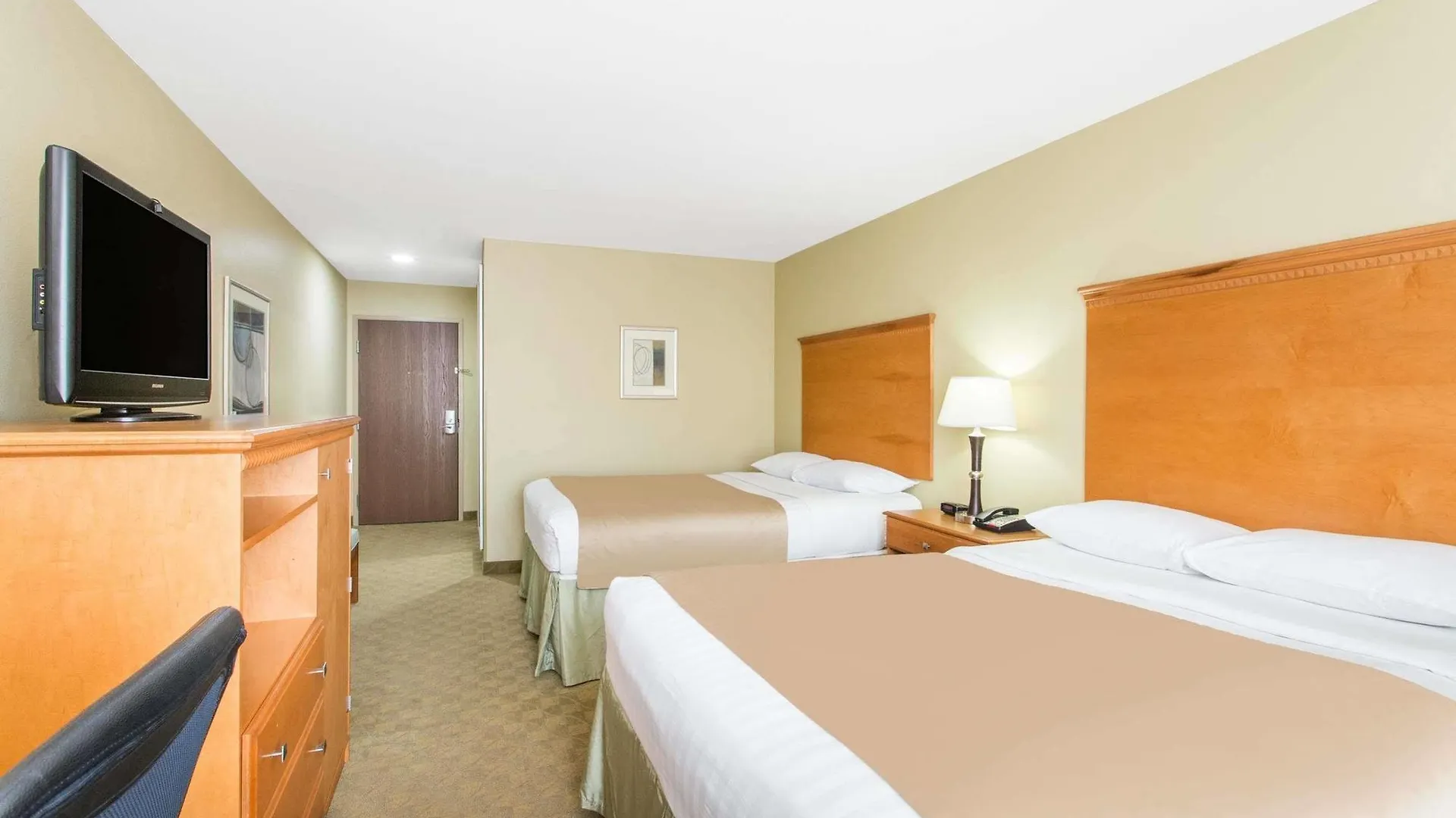 Spark By Hilton Savannah South I-95