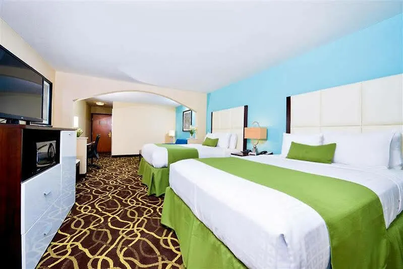 Hotel Western Savannah Airport Inn&suites Pooler
