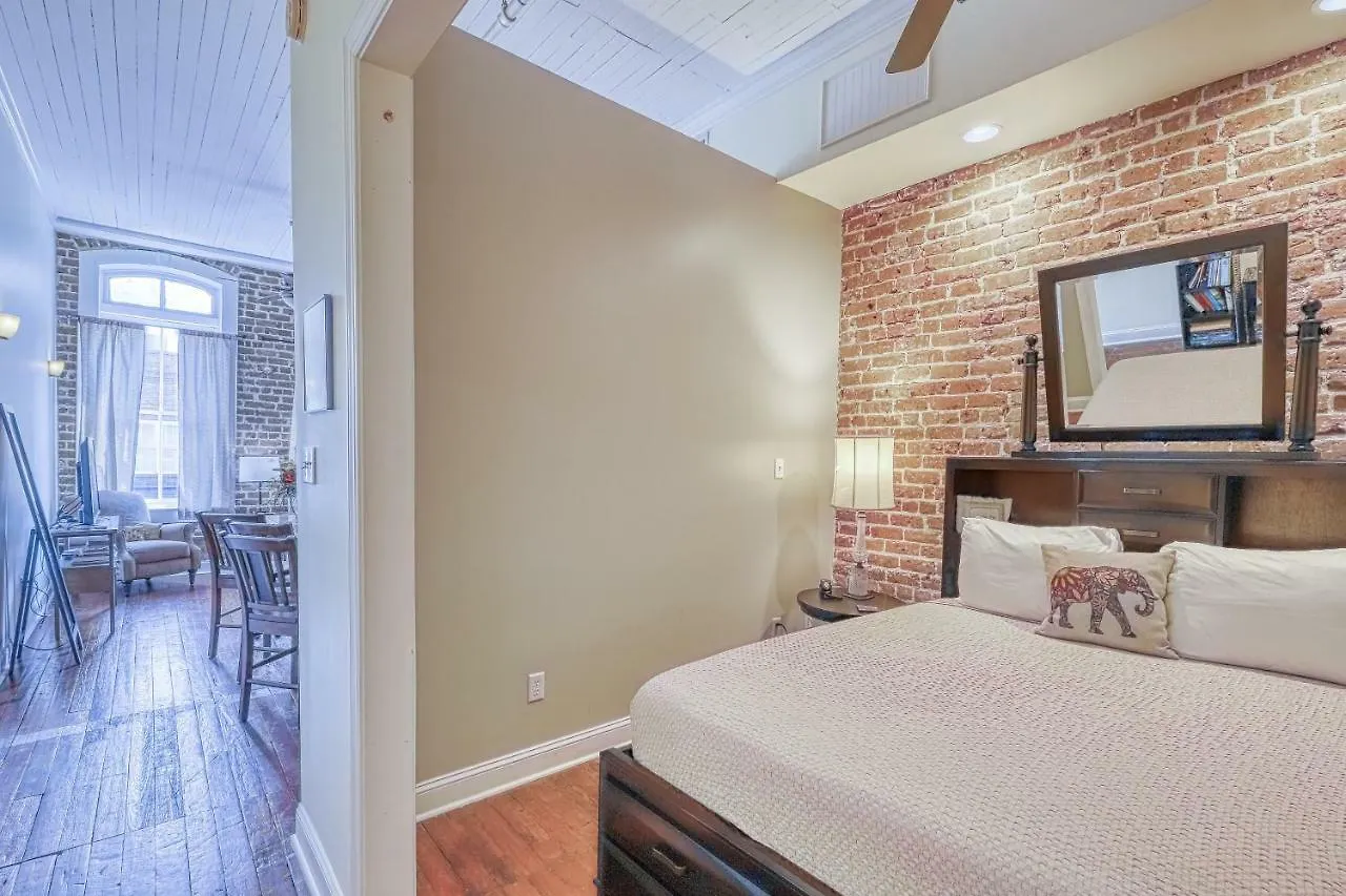 Apartment Serendipity *