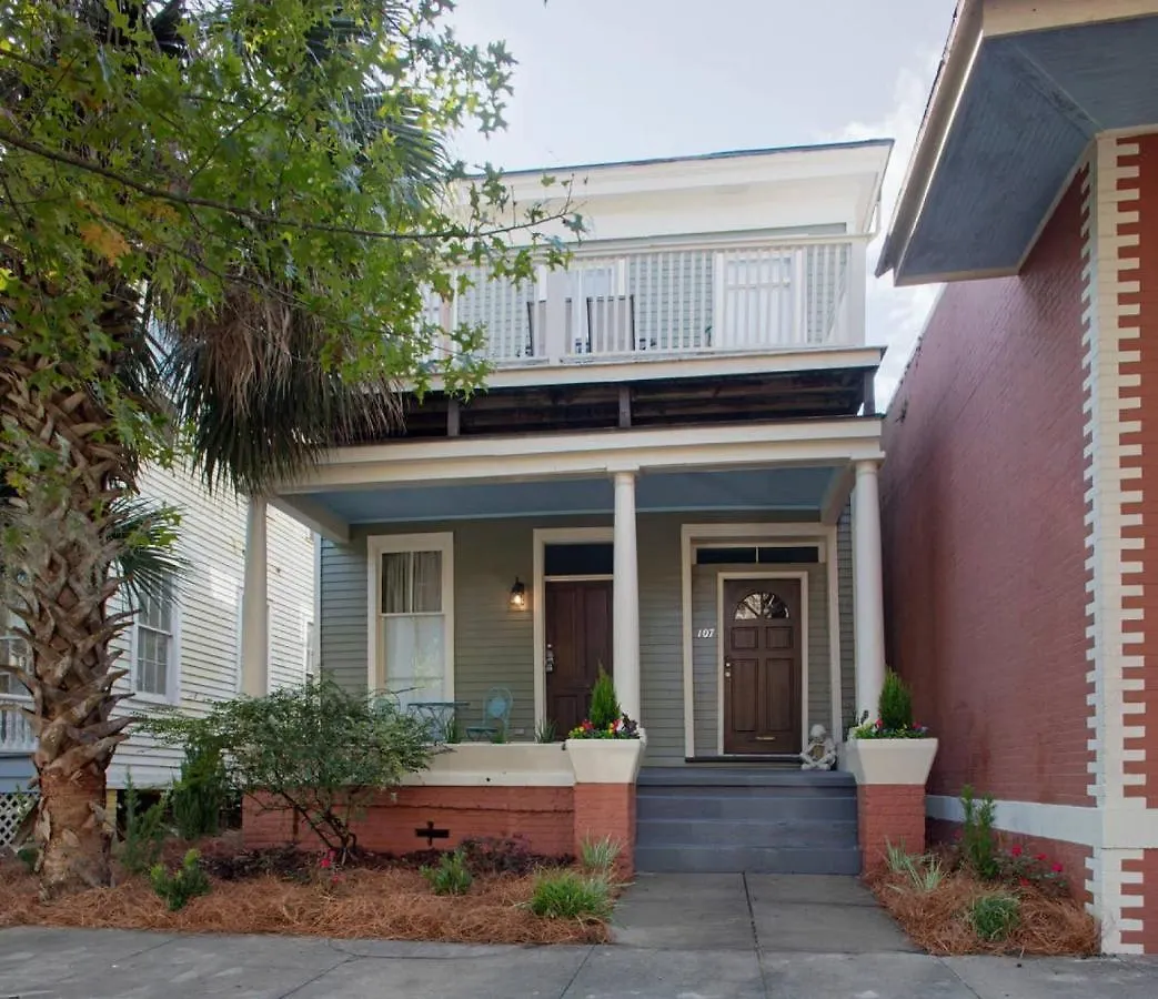 Bed & Breakfast Huge 5 Bed, 5 Bath In Historic Downtown Savannah