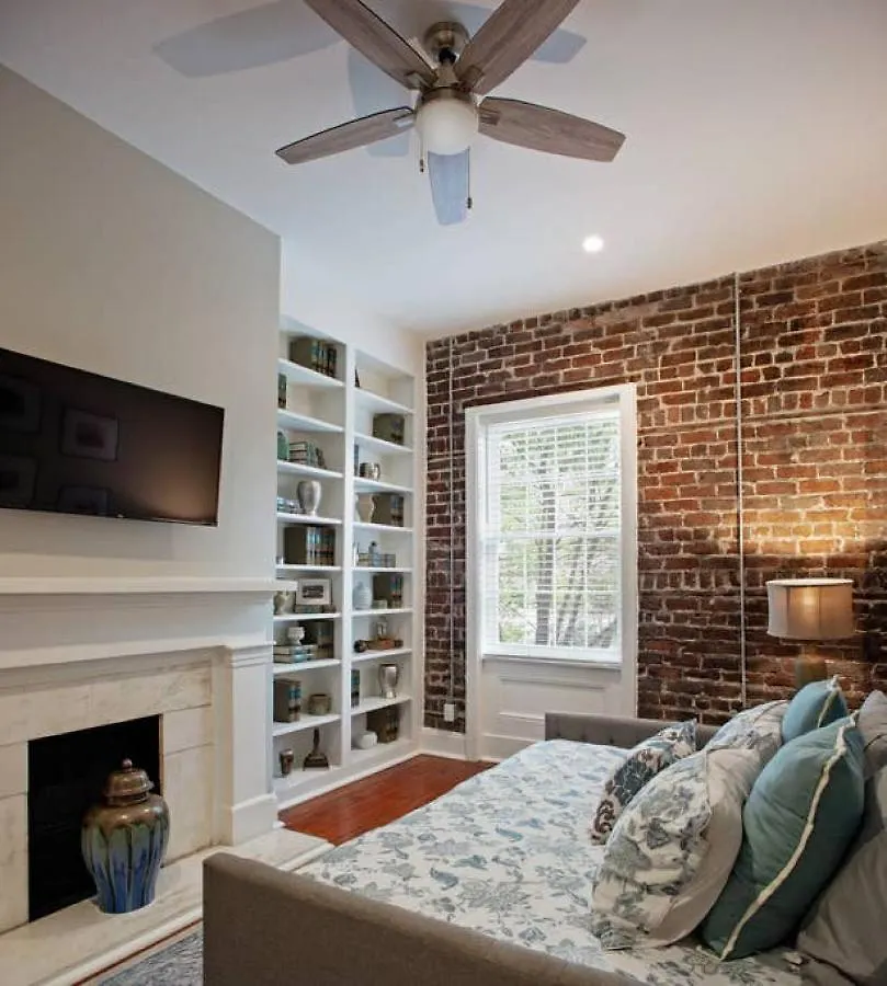 Sophisticated Historic Remodeled 9 Bedroom Savannah